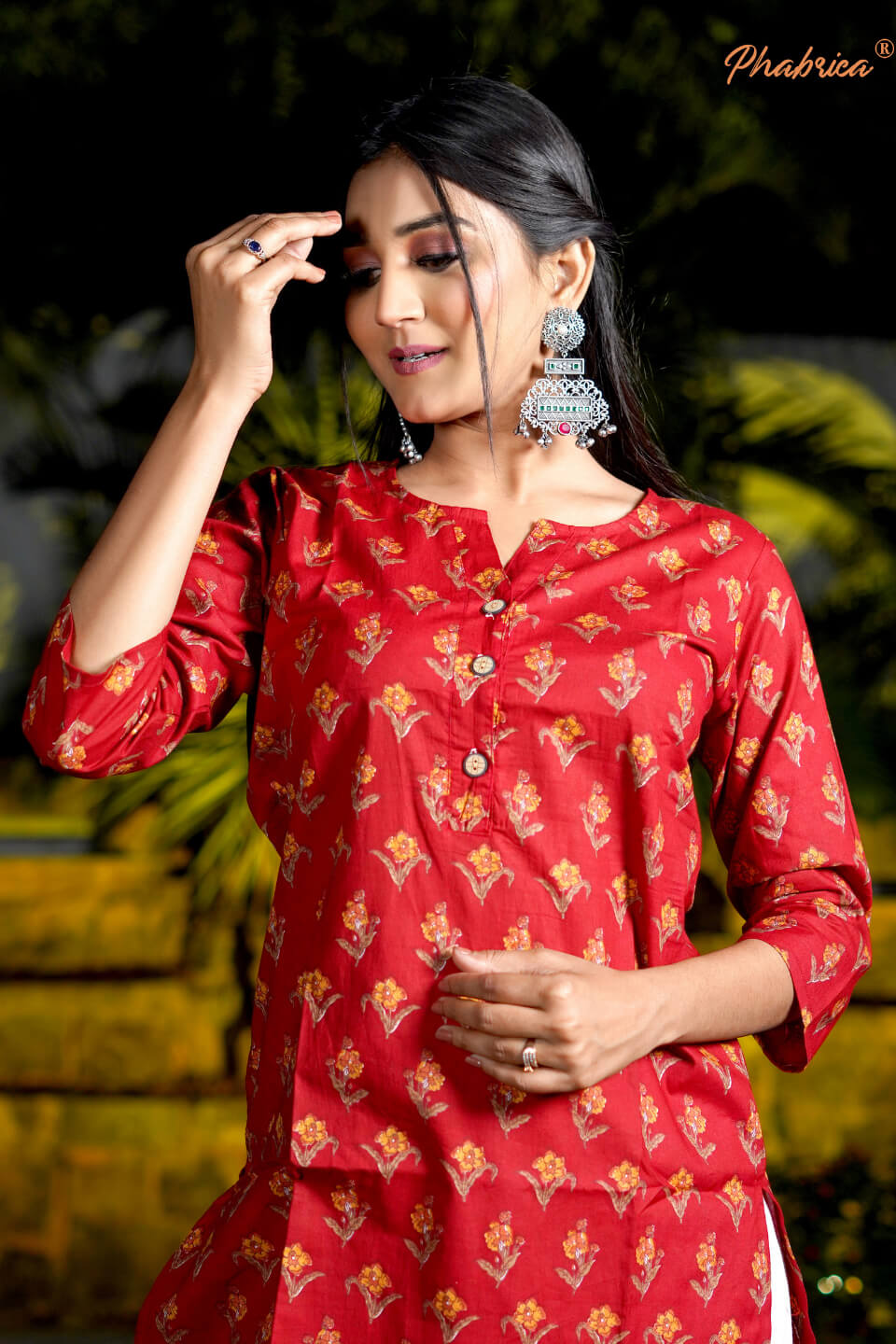 Fiery Red: Trendy Straight Kurti Set with Pant Style Bottom in Cotton |  Kiana Fashion